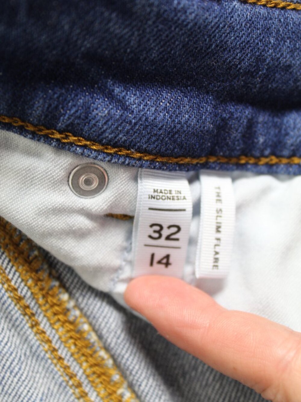 Loft Size 32 /14 High Rise The Slim Flare Blue Jeans - Picture 7 of 8